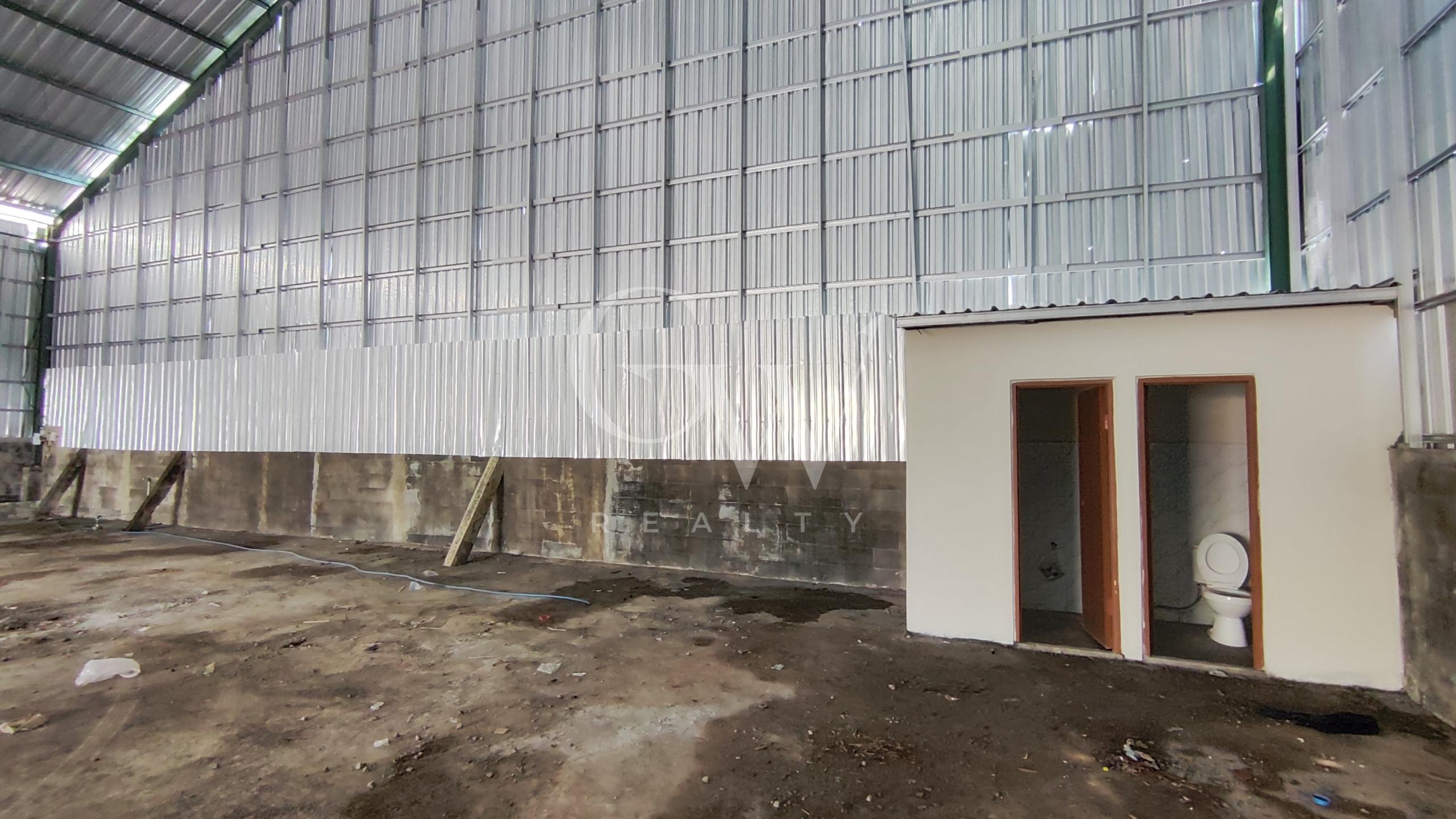 Warehouse 400 sqm in Denpasar, Gatot Subroto Area