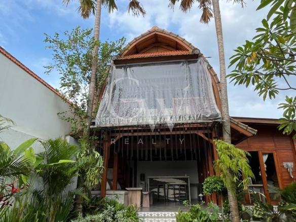Villa Genteng
