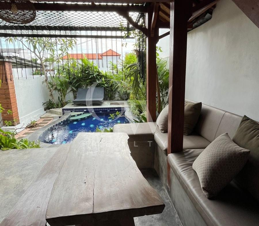 Villa Genteng