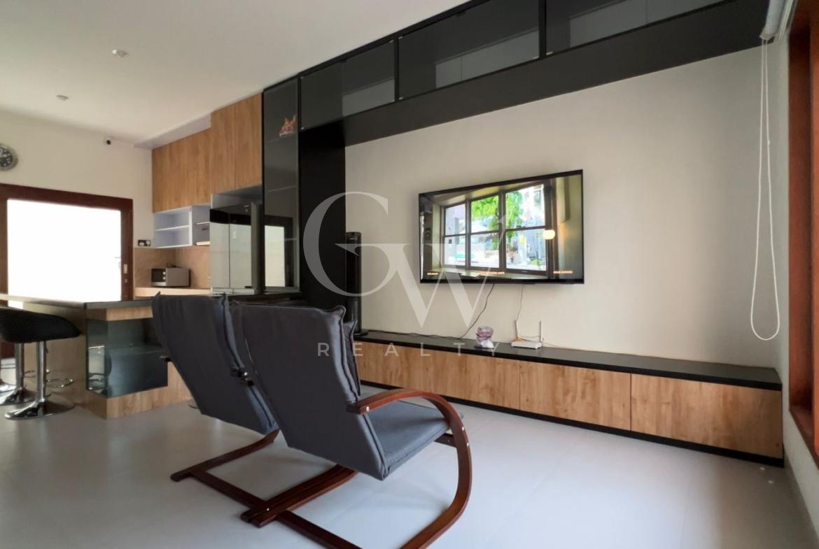 Freehold House, one gates system at Taman Seminyak Suites