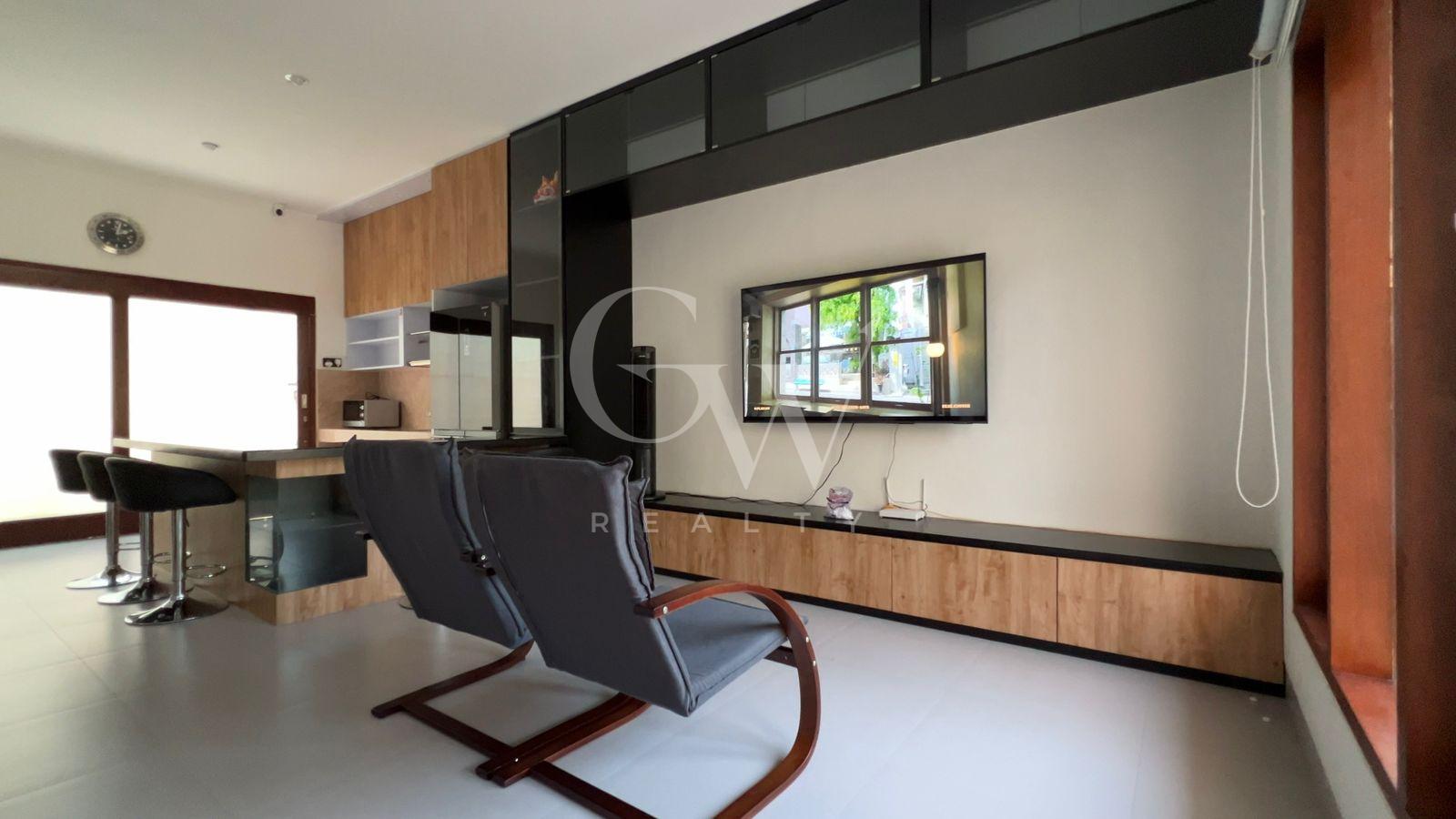 Freehold House, one gates system at Taman Seminyak Suites