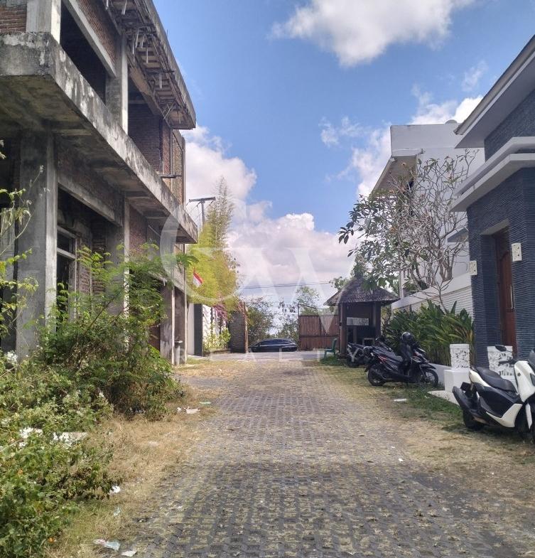 3 Floor Villa in Jimbaran 70% Construction Progress