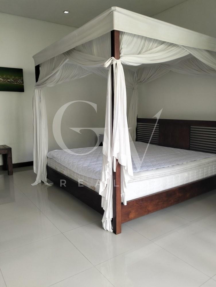 oplus_32 Villa Holiday