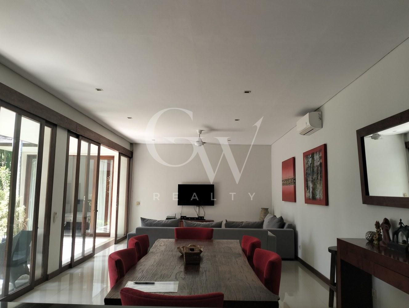 oplus_0 Villa Holiday