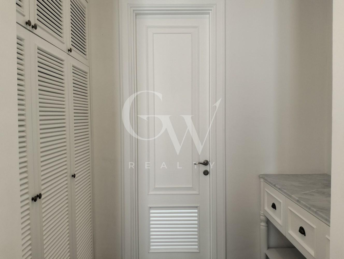 oplus_0 Villa Manis