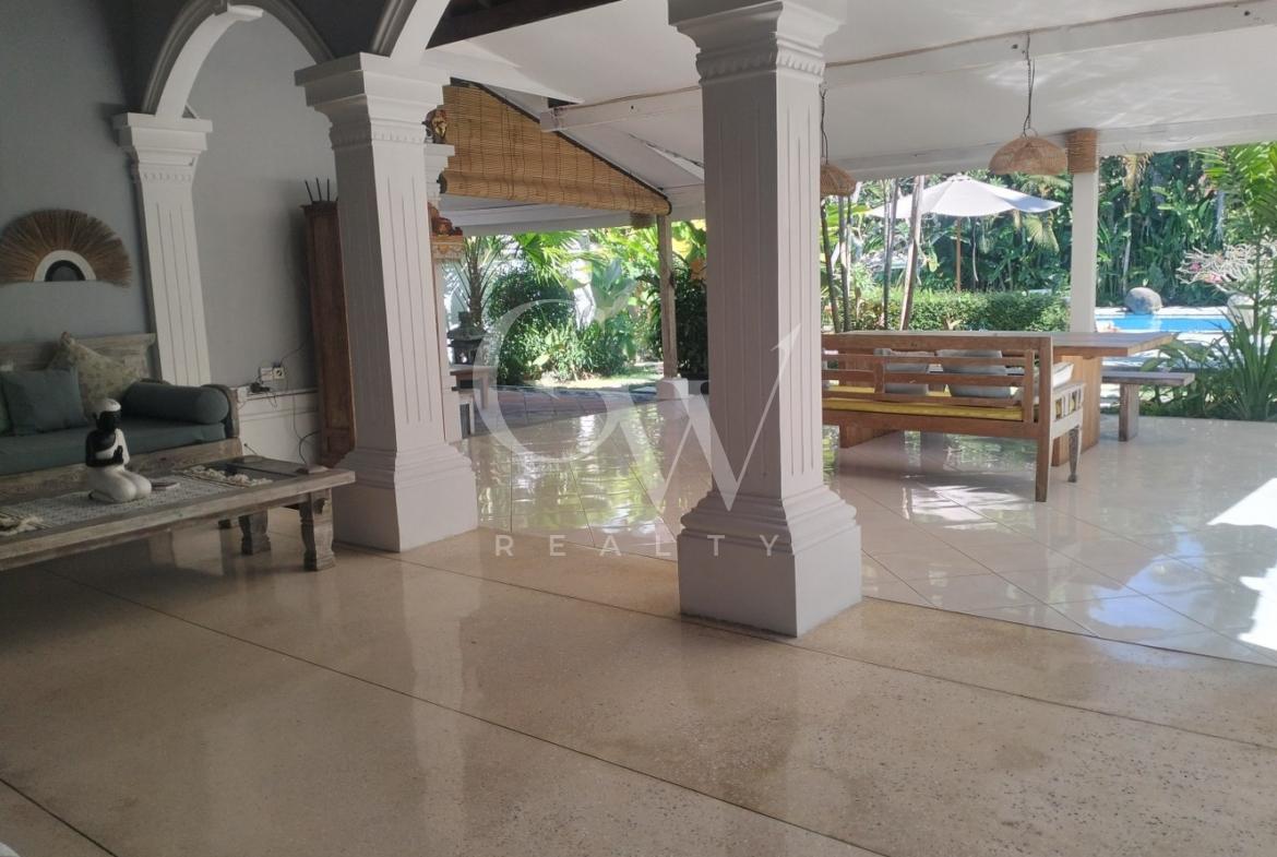 Villa Khatulistiwa