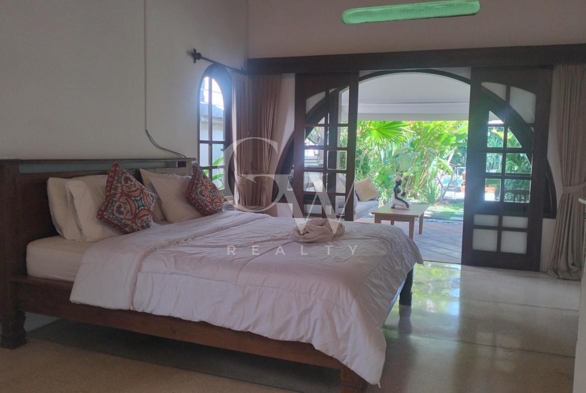 Villa Khatulistiwa