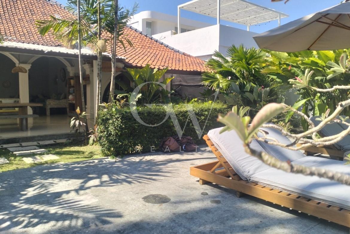Villa Khatulistiwa