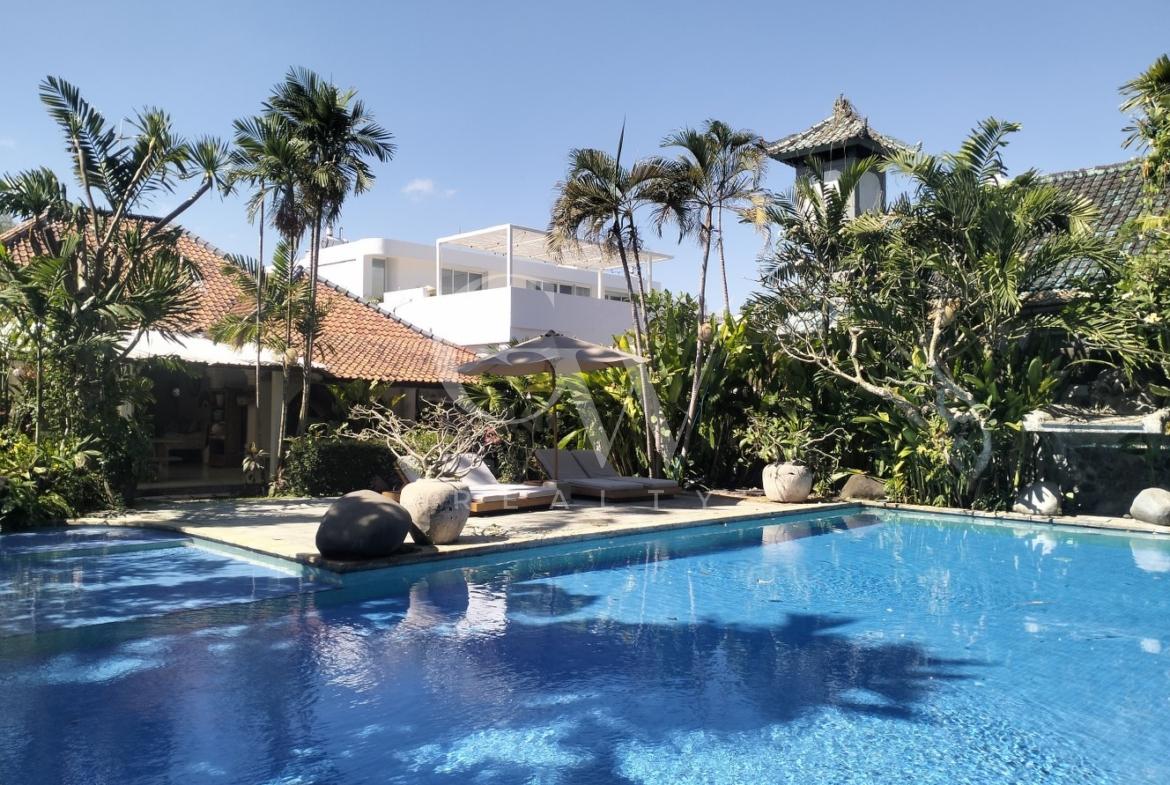Villa Khatulistiwa