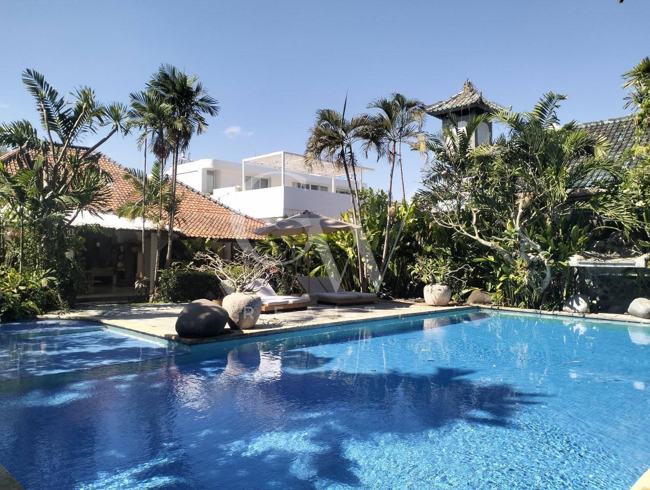 Villa Khatulistiwa