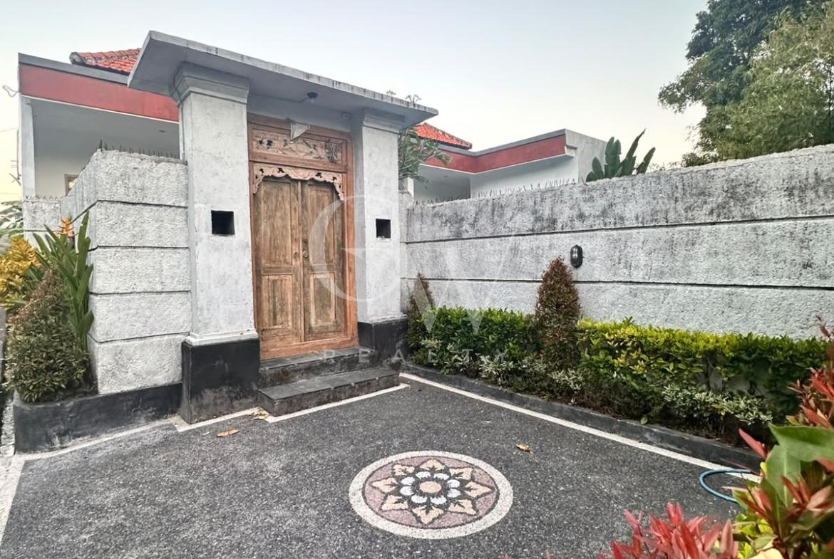 Villa Biru