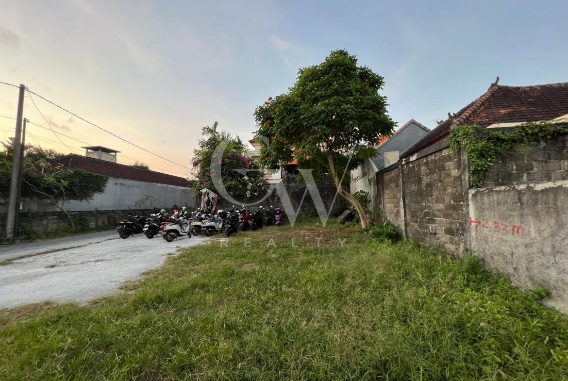 Leasehold Land 400 sqm Petitenget