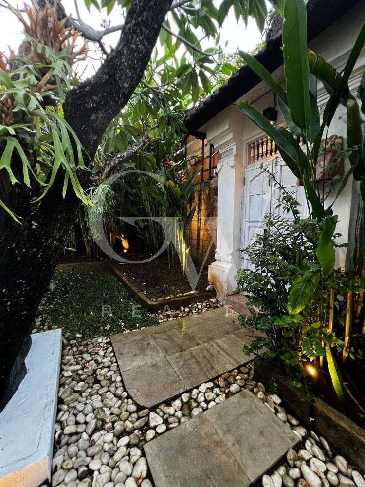 Villa Semangka