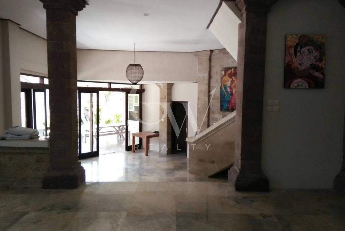 Villa Toba