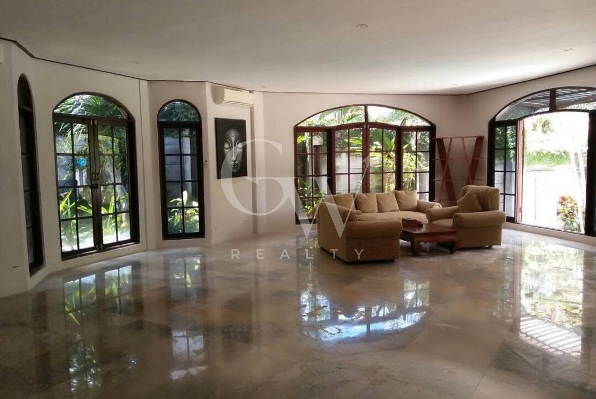 Villa Toba