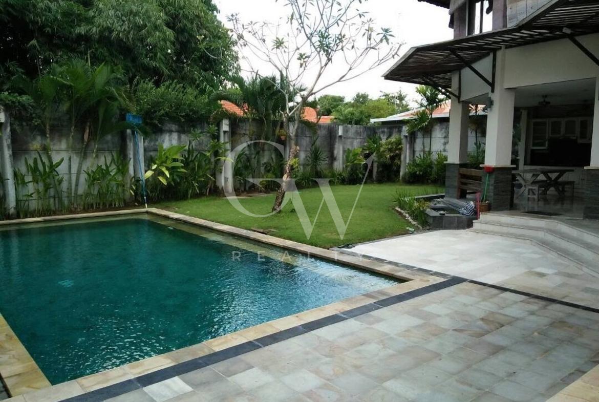 Villa Toba
