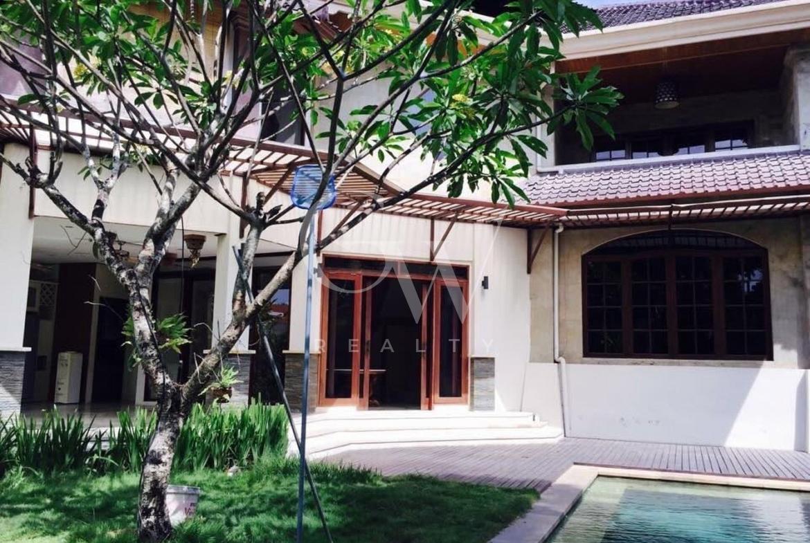 Villa Toba