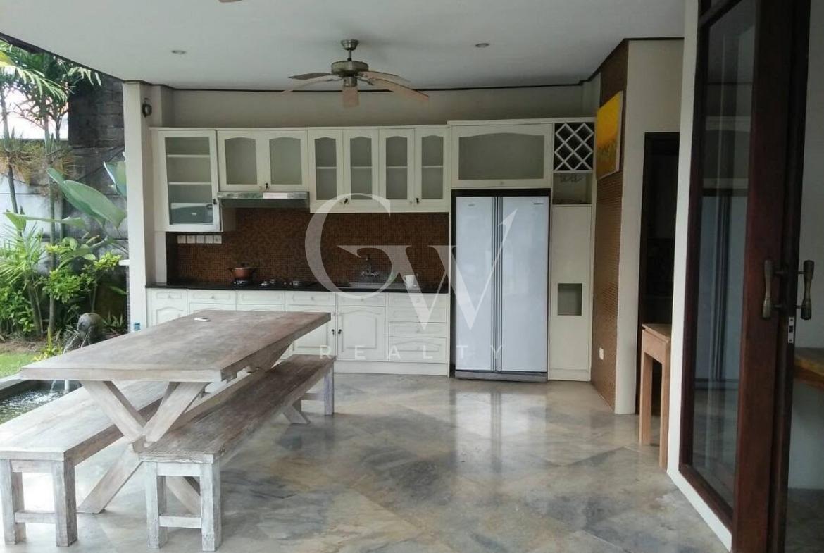 Villa Toba