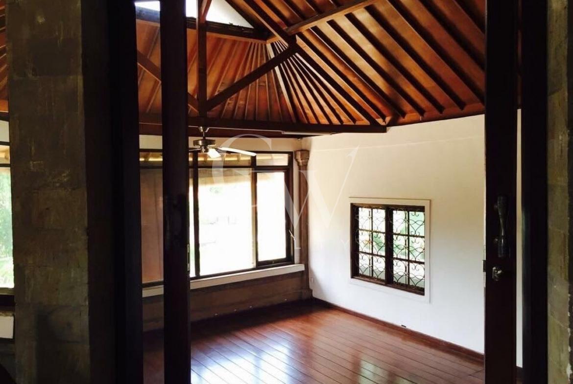 Villa Toba