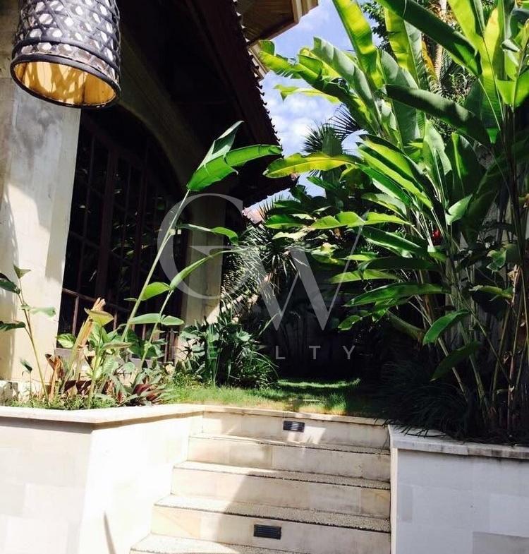 Villa Toba