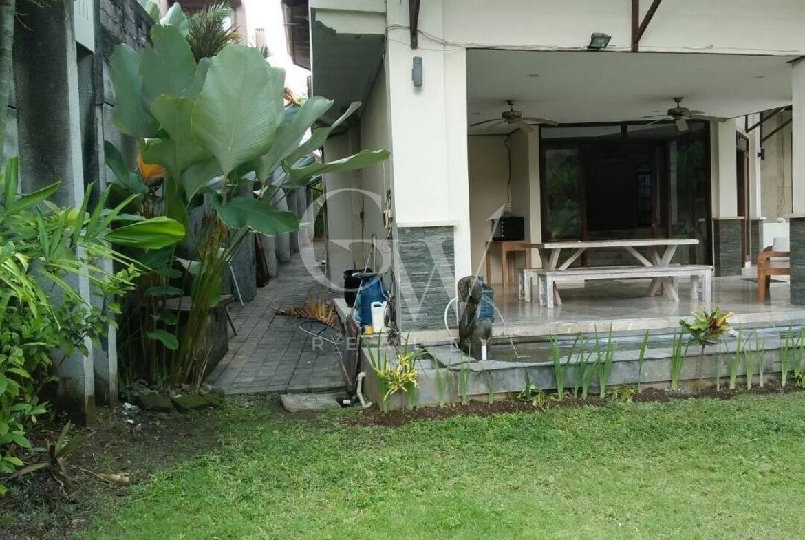 Villa Toba