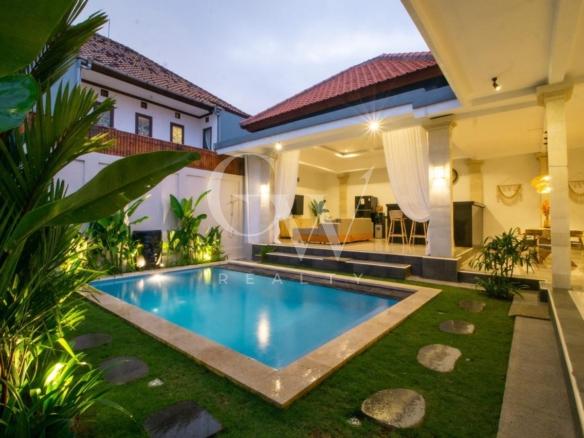 Villa Pertama