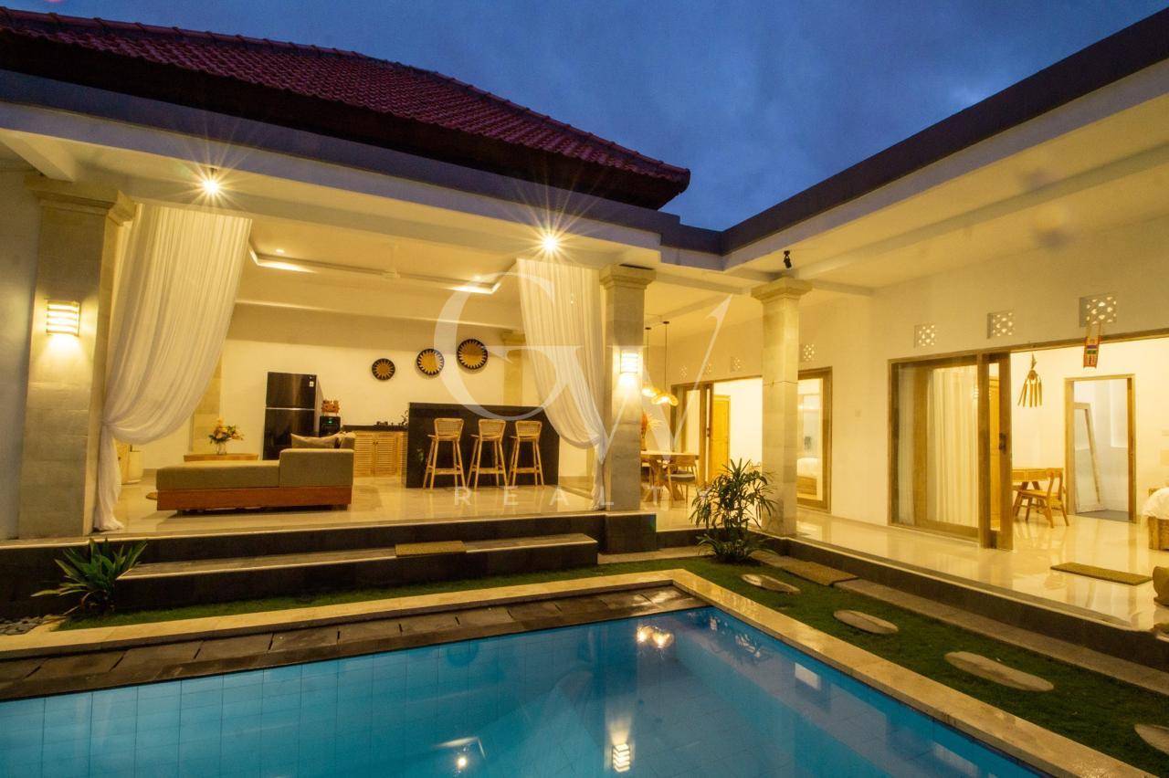 Villa Pertama
