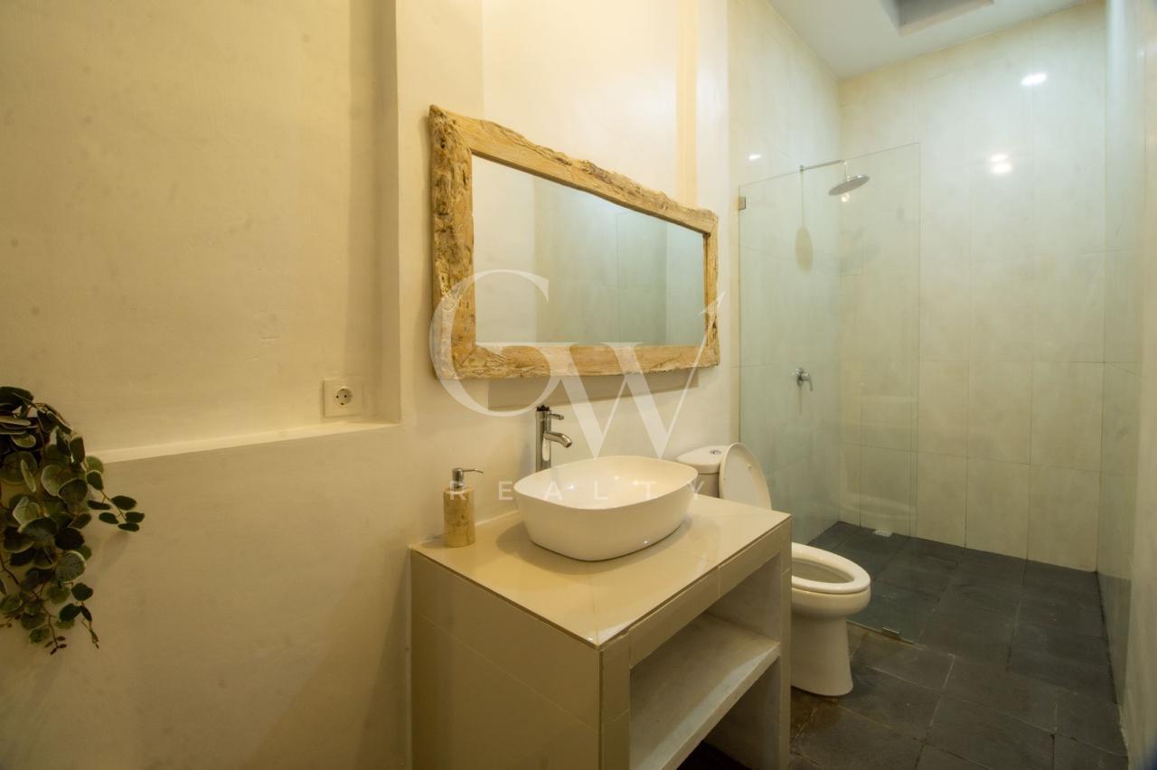 Villa Pertama