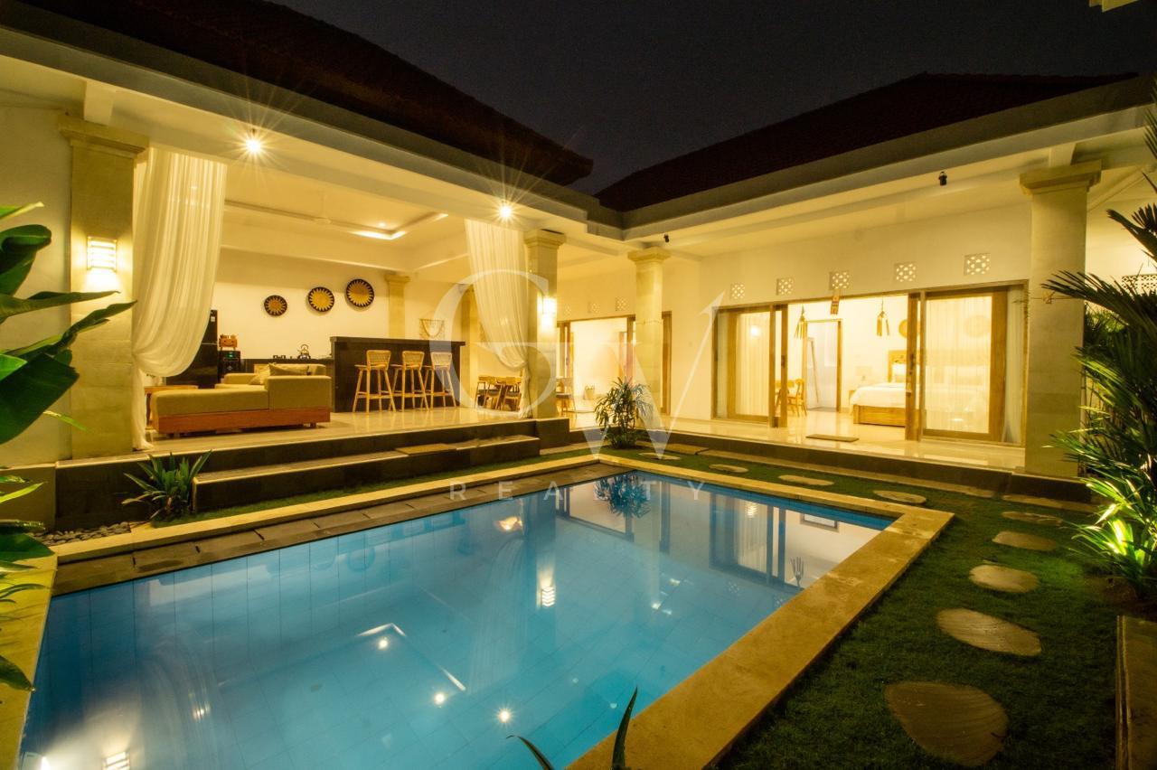 Villa Pertama
