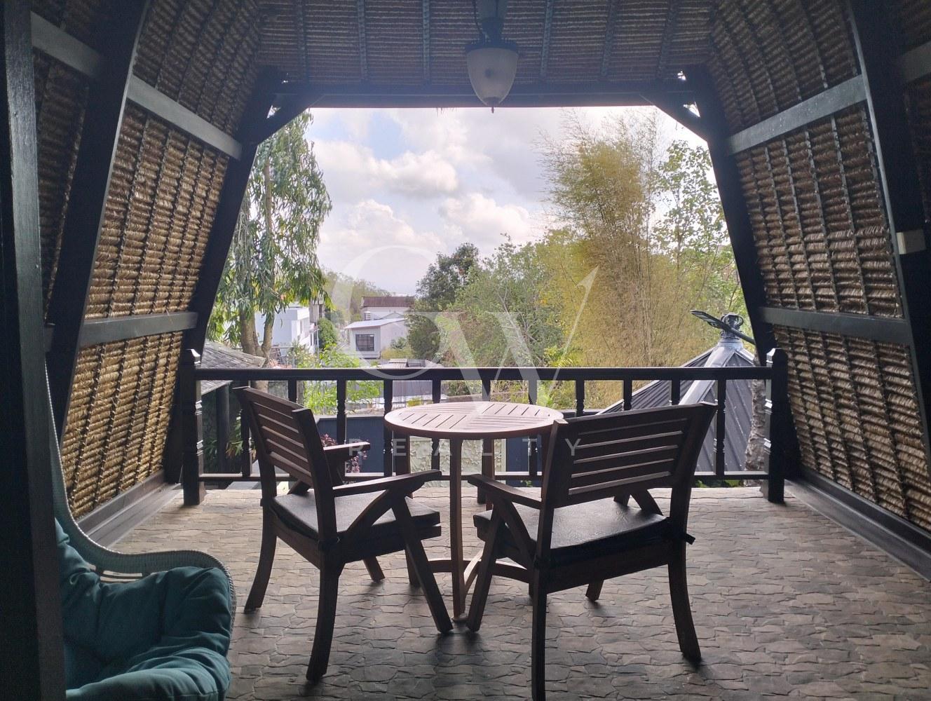oplus_0 Villa Cendrawasih
