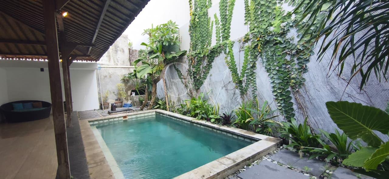 Villa Joglo Narita