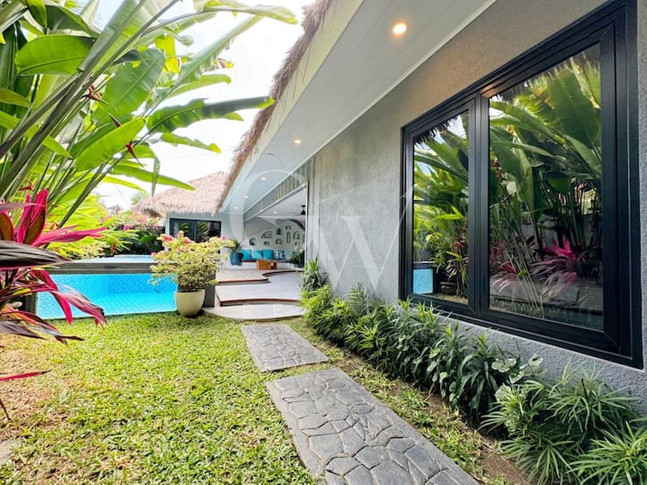 3c77c3d6-c4c3-4615-ba16-99d7ef2dd156_1333x1000 Villa Happiness