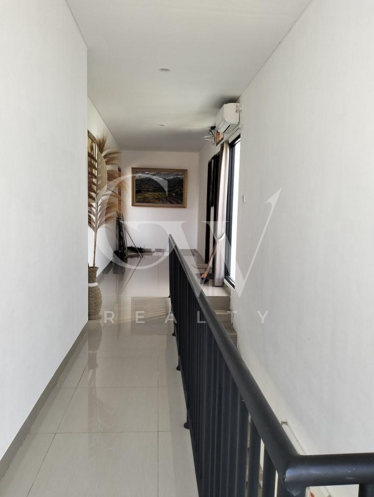Villa Valencia