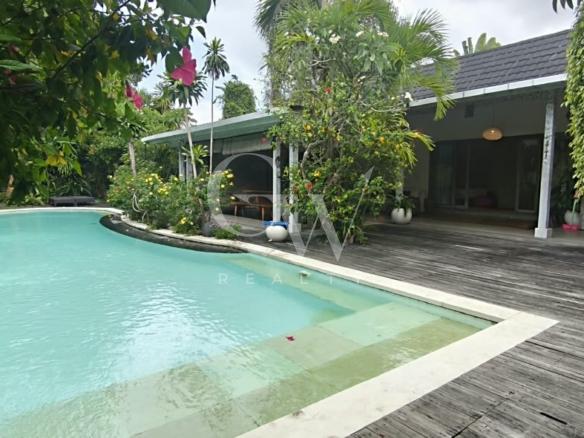 Villa Mama