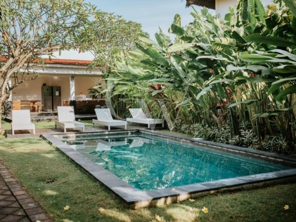 Frangipani Apartement