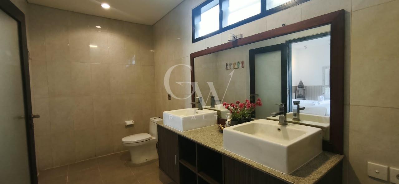 villa bu wayan mertanadi 7 Casa Setia