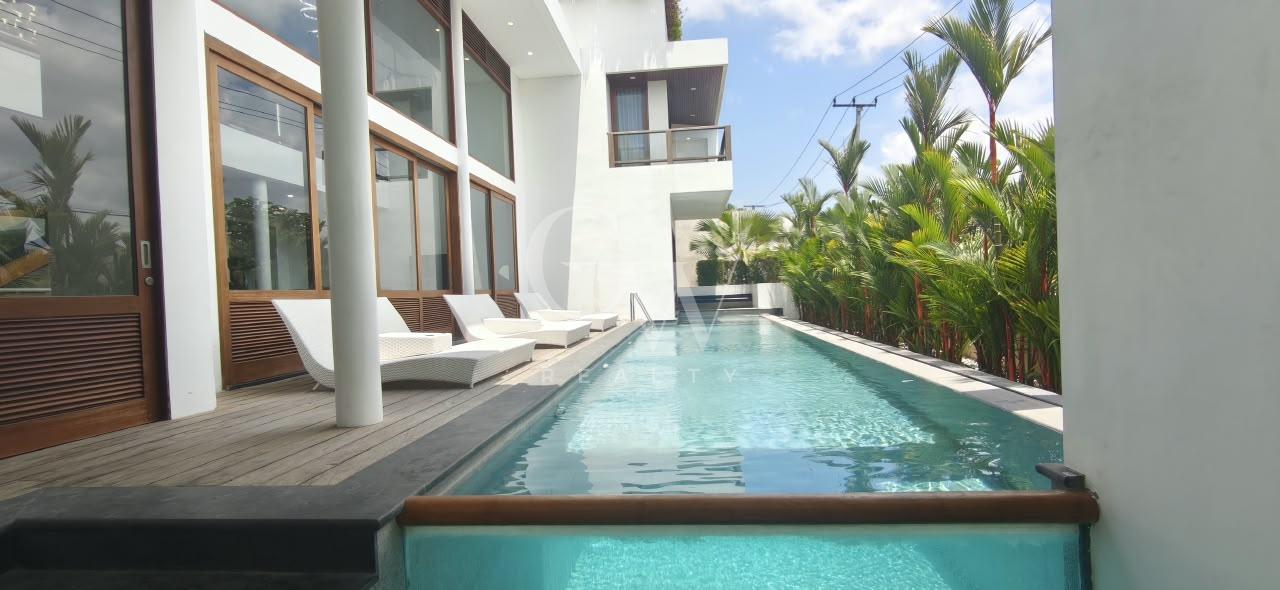 Villa Azure